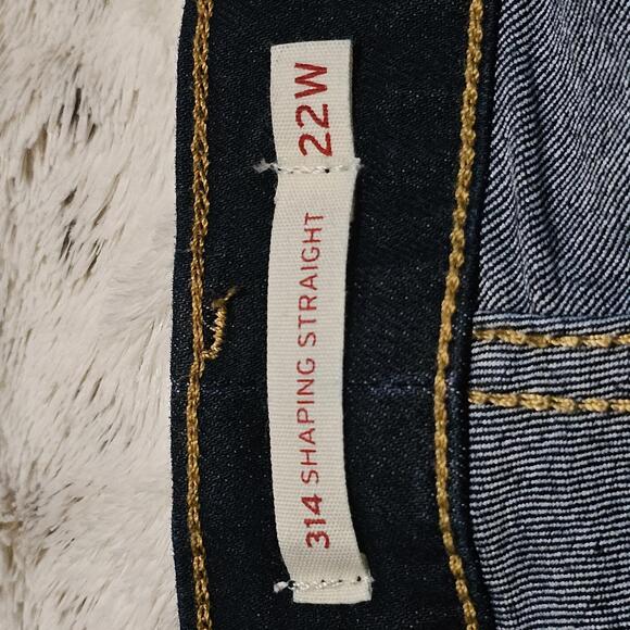 Levi's 314 Shaping Straight Jeans Size 22W - Picture 9 of 10
